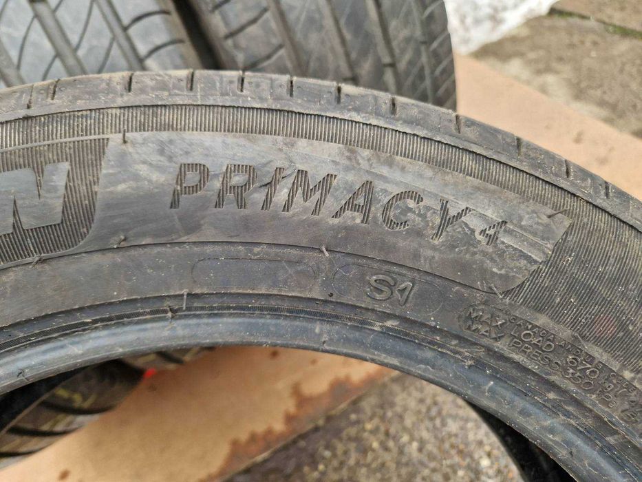 4 Michelin R17 215/55 Летни гуми  DOT4723