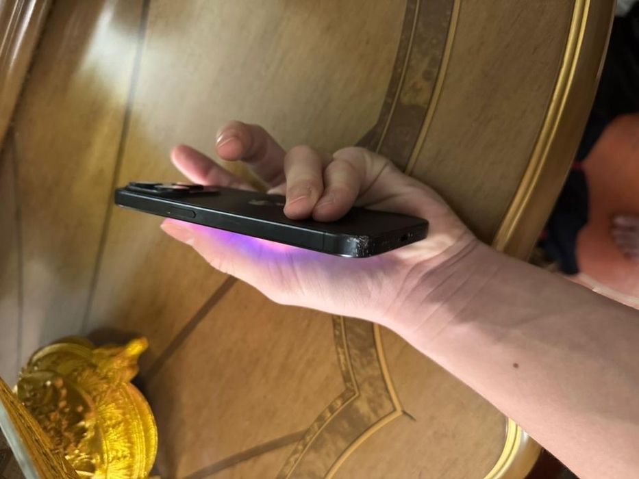 IPhone 15 pro 256гб