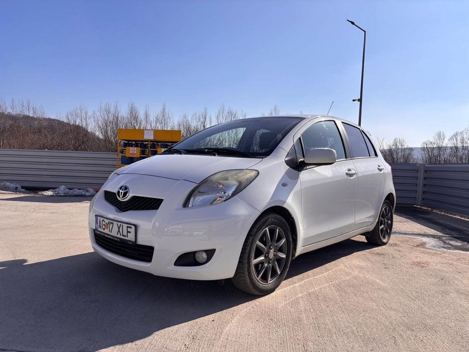 TOYOTA Yaris 2010 — imagine 8