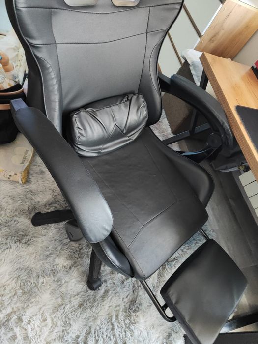 Продам манитор итак далее