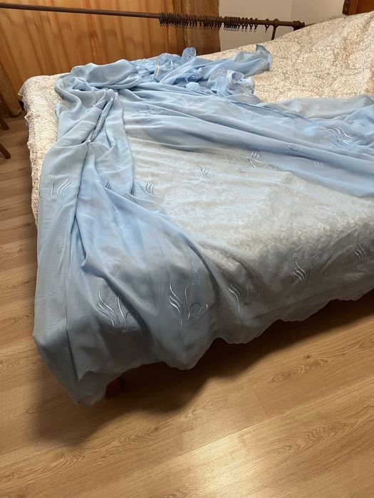 Perdea bleu 2,60m cu rejansă / 2,20m pentru galerie + 20 inele