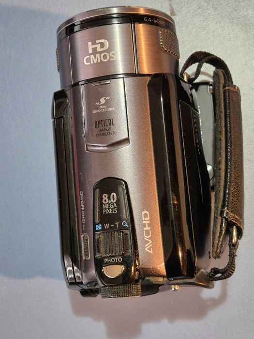 Canon LEGRIA HF S100 cameră video digitală Full HD cu accesorii