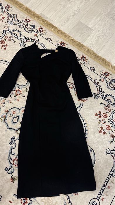 продам платья в очень хорошем состояний