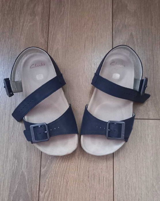 Сандали CLARKS. Естествена кожа.