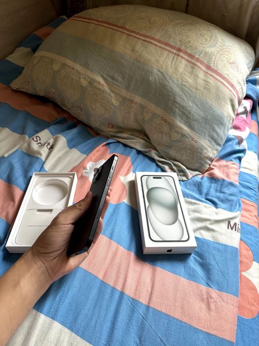 Продаю iPhone 15 Plus в идеальном состояние