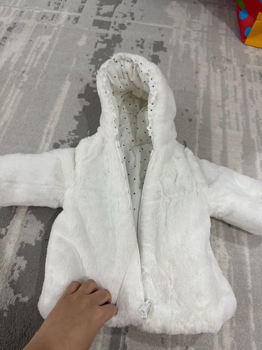 Продам детскую куртку