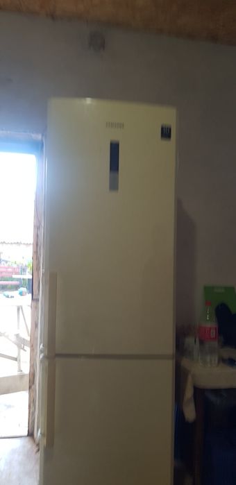 Продам холодильник самсунг