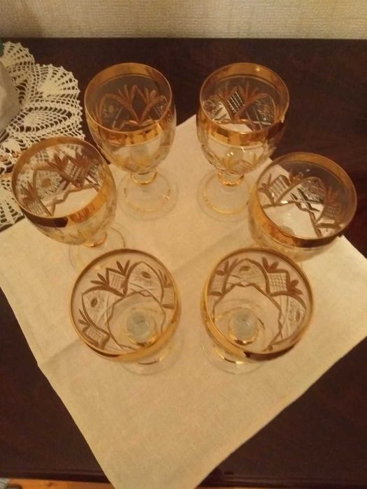 продам фужеры на 6 персон