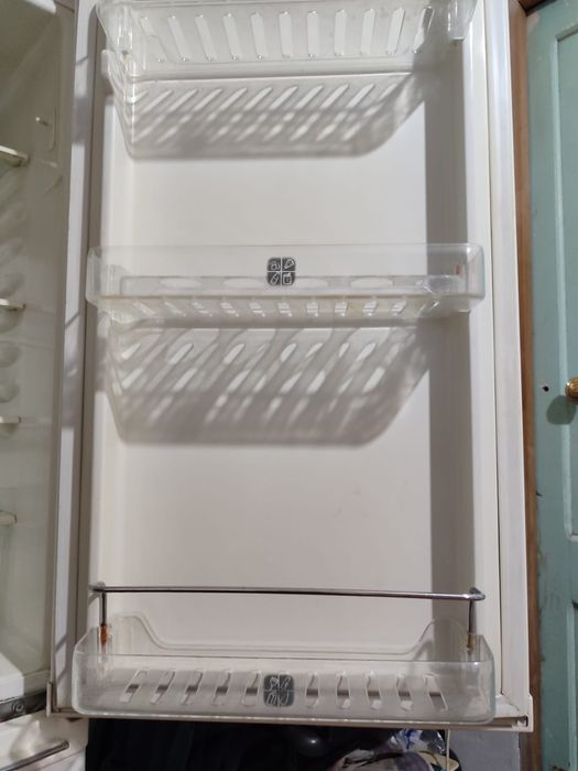 Продам холодильник (морозильник) Самсунг