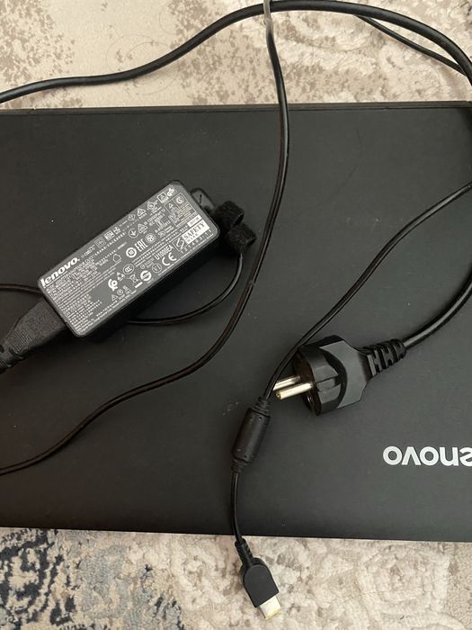 Ноутбук Lenovo