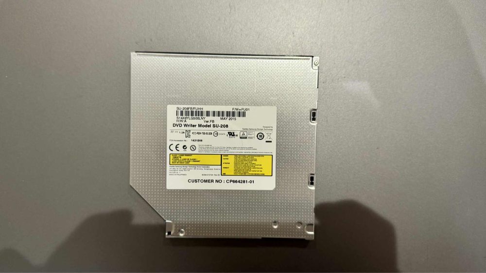 лаптоп Fujitsu Celsius H730