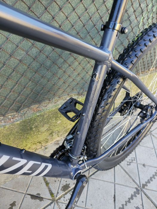 SPECIALIZED ROCKHOPPER  29 цола 2х9 скорости  Shimano, Judy Rockshox