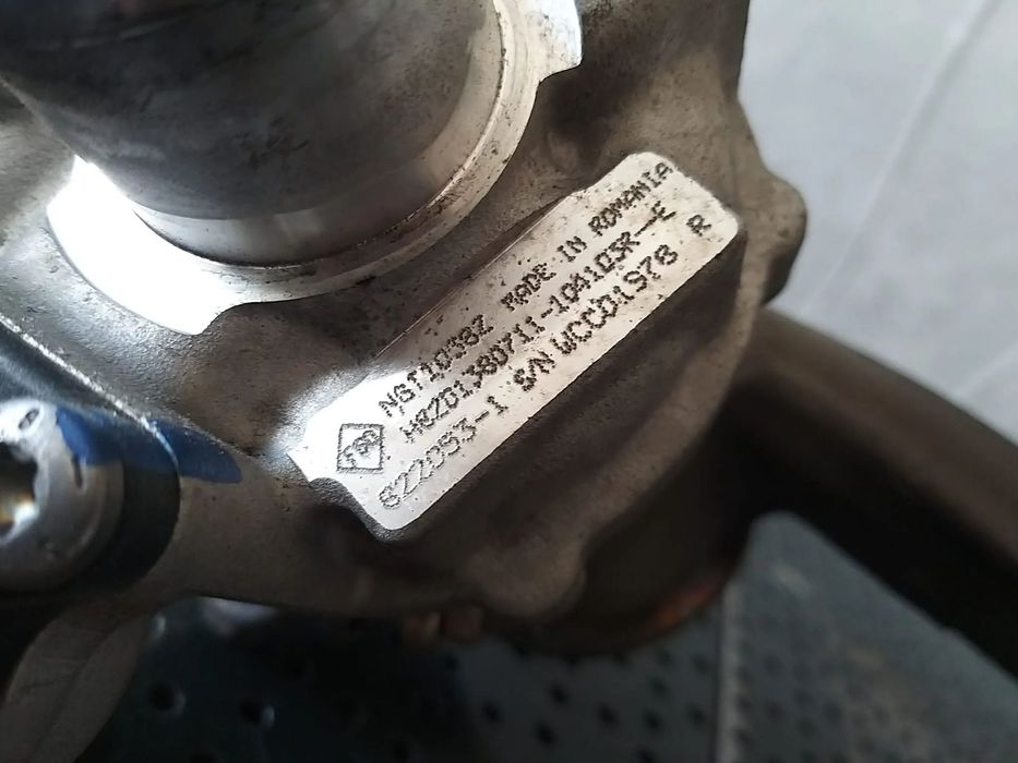 Turbina 0.9 b smart forfour w453 pentru piese 8220531 ngt1038z h8201380711104103r