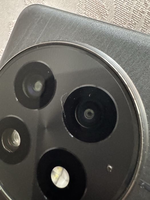 Oneplus 13 256gb stocare, 12gb ram, negru