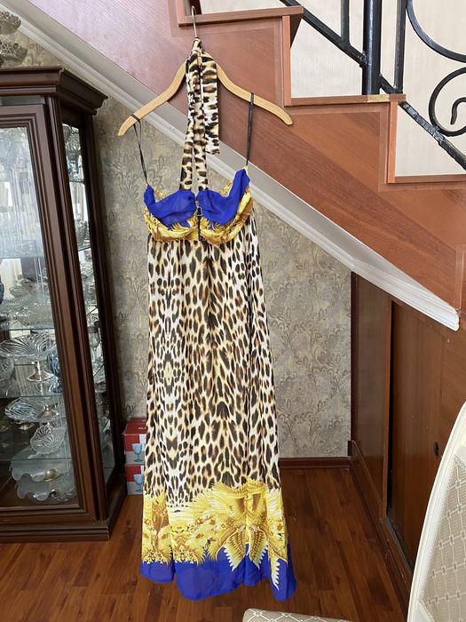 Продам платья нарядные