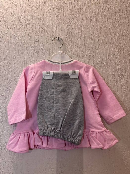 Продаётся Костюм двойка для девочки