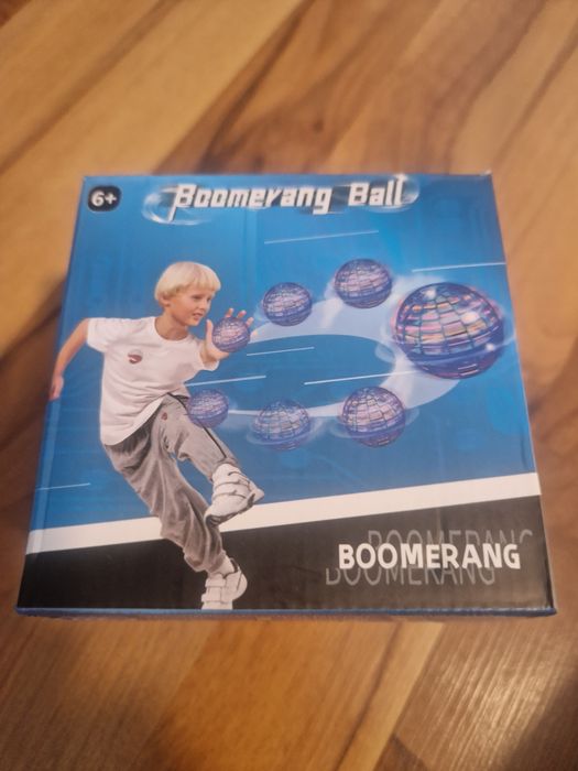 Boomerang Ball cu led, noi  ,6+ , 2 bucati - 50 lei