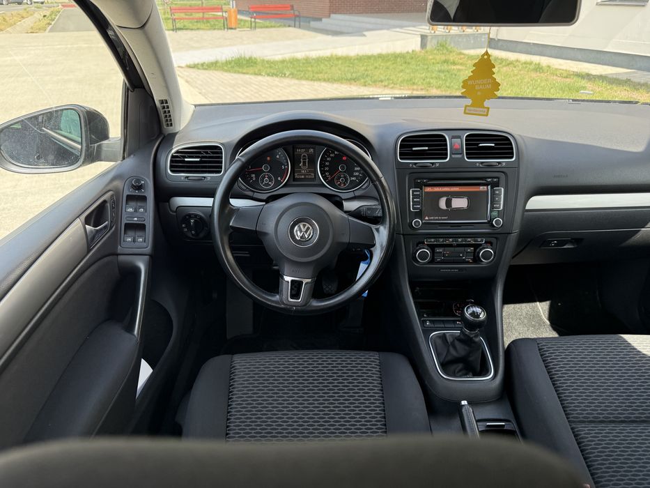 VW Golf VI 1.6 TDI 105cp