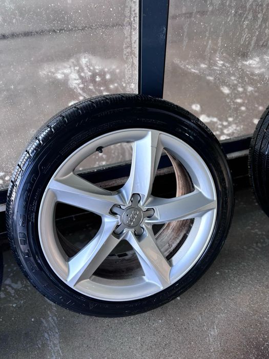 Оригинални джанти с гуми Audi