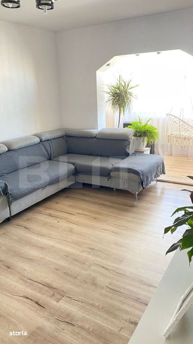 Apartament cu 3 camere, 71 mp, renovat complet, zona Tractorul — fotografia 3