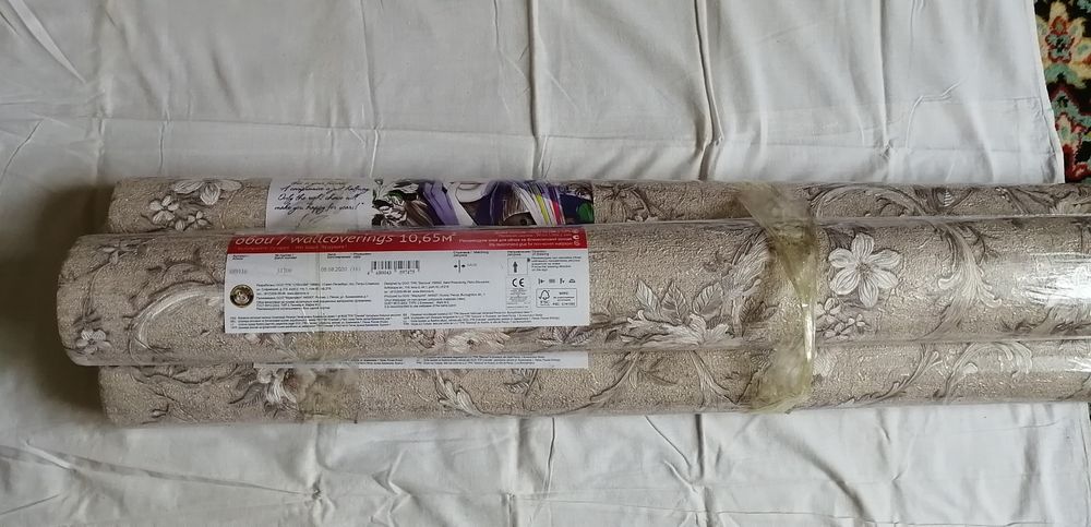 Продам обои - 3 и 3 рулона