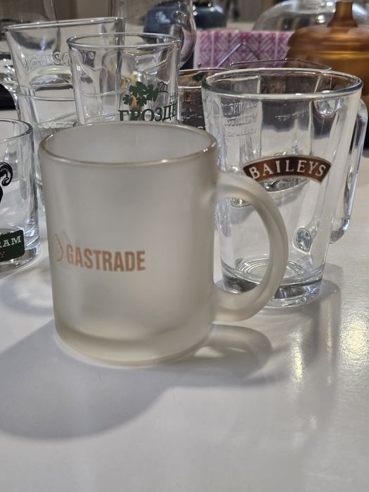 Микс стъклени чаши