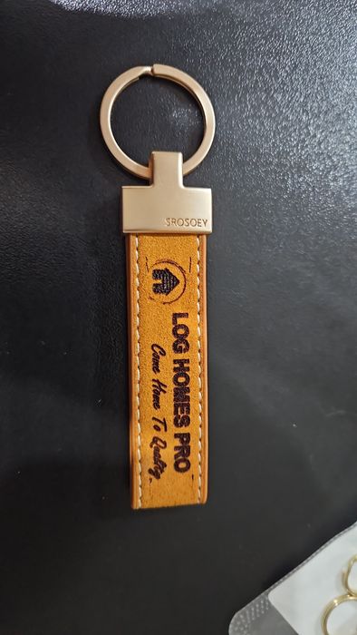 Гравирани ключодържатели с текст по желание