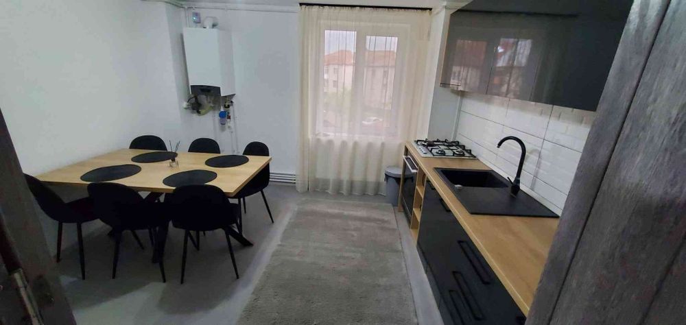 Apartament 4 camere