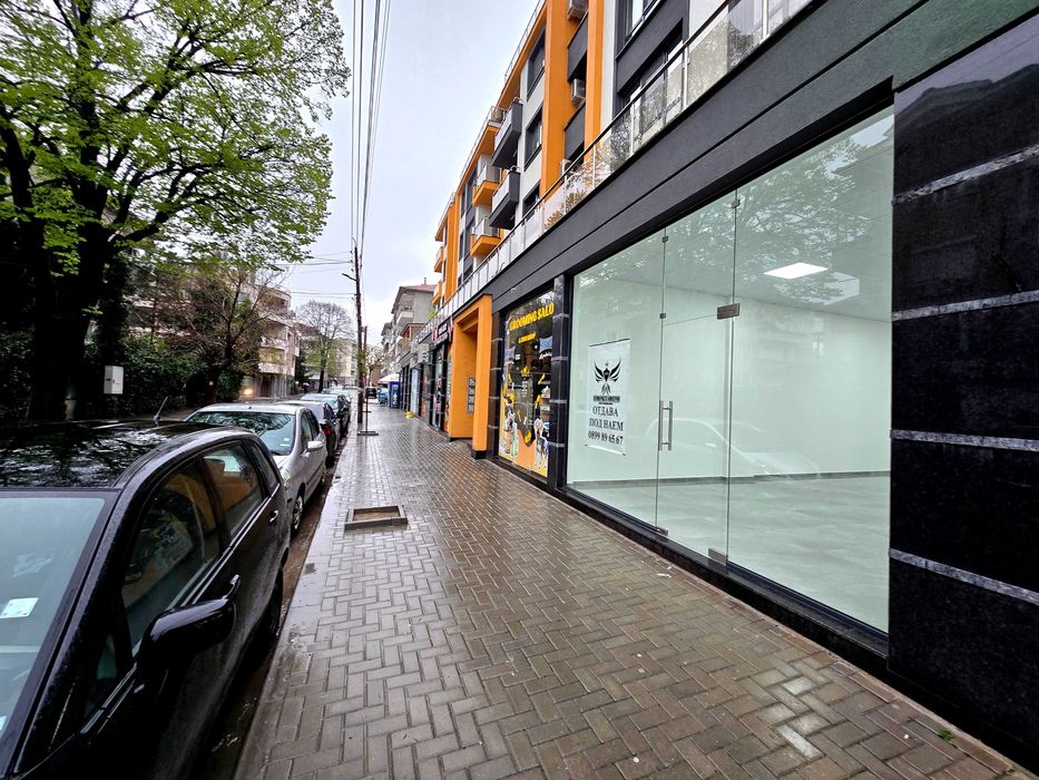 Дава се под наем Магазин в Асеновград - 101 кв.м за 785 € - Снимка #18