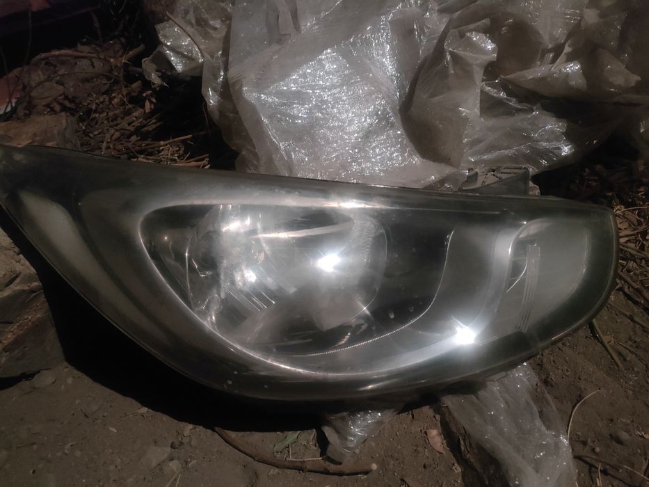 Продам фара от Хундай Акцент