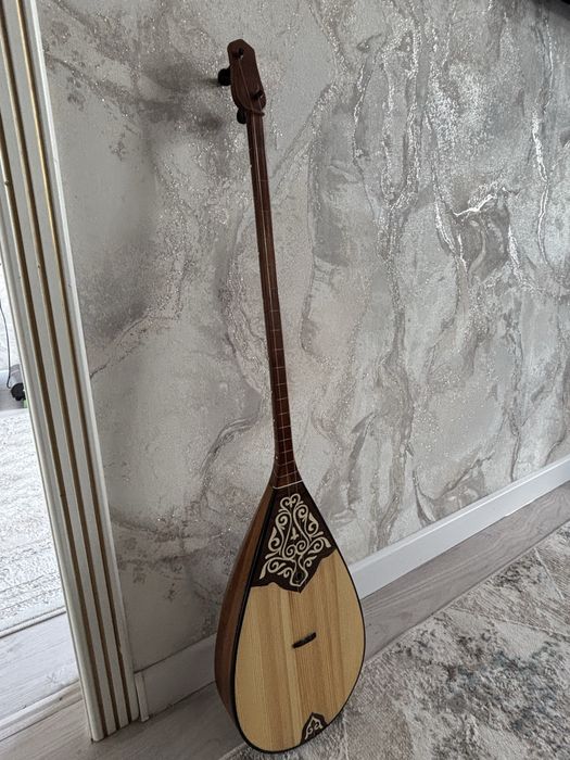 Продаеться домбыра