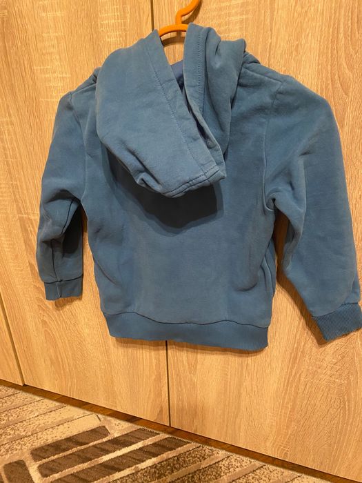 Детски суитшърт Esprit + още дрешки