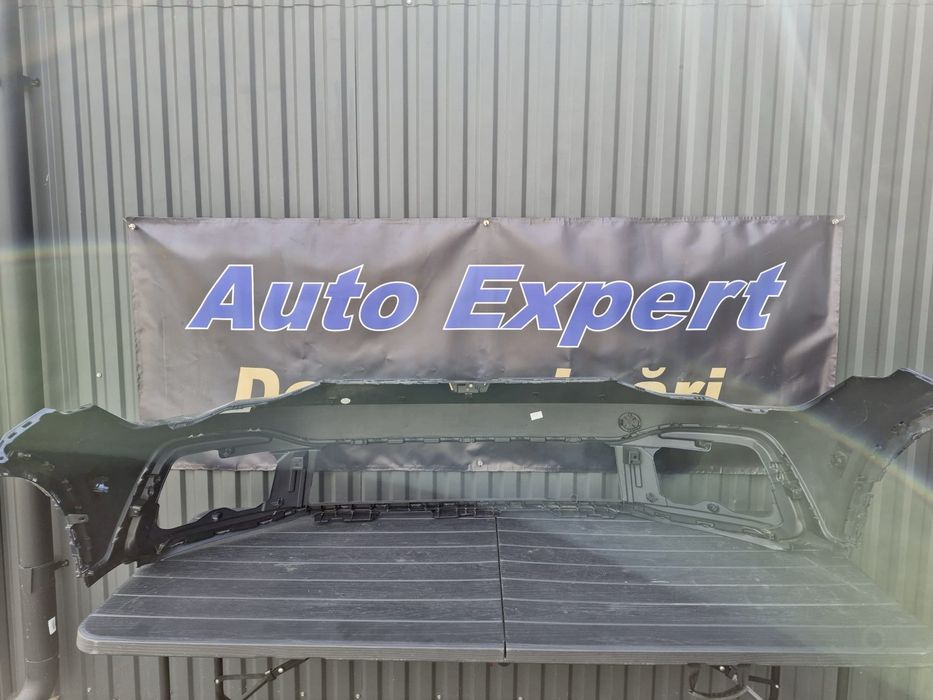 Bara fata Volkswagen Golf 8 Alltrack