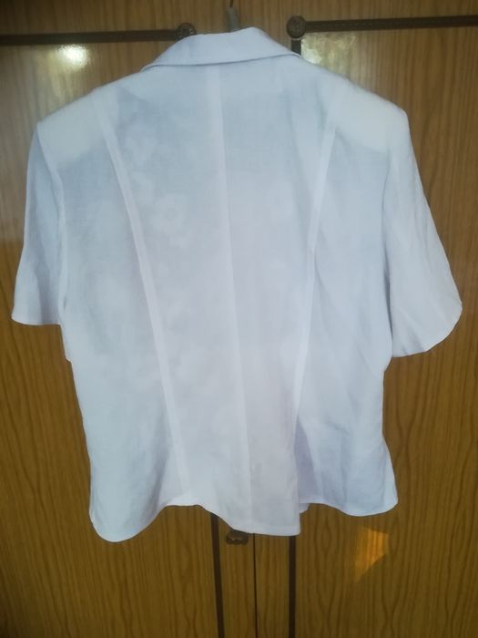 Продам юбочный костюм