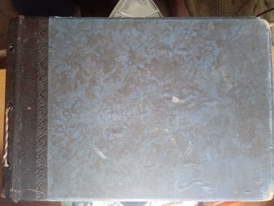 Продавам стар альбом 1926 1936