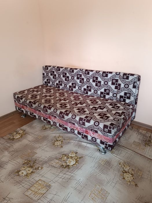 Продам диван тахту