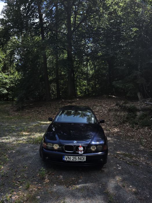 BMW E39 523i 1999 | Manual | Întreținut