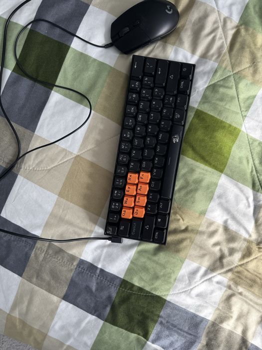 Продам клаву и мышку