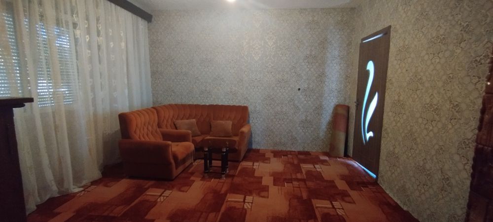Casă de vânzare în Curtici