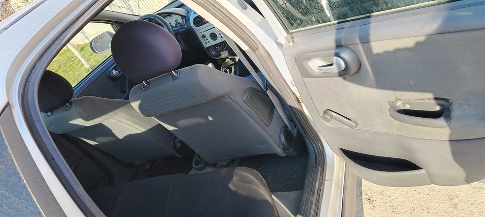 Vând Opel Corsa ,