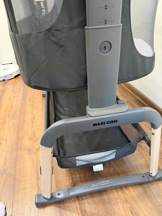Maxi Cosi Lora Air Next To Me кошара