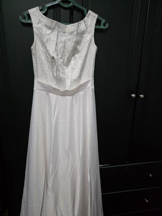 Платье на выпускной белое