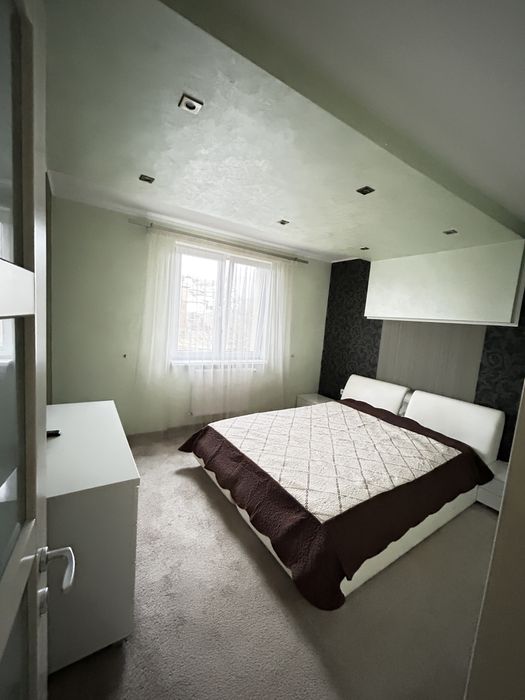 Apartament de inchiriat 4 camere,110 mp, garaj inclus, complet mobilat