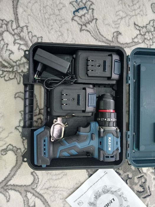 Shurupoyort sotiladi