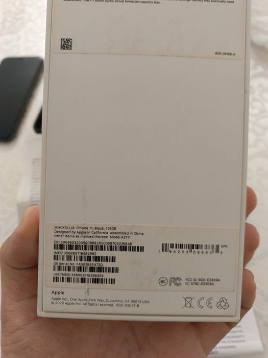 Продам айфон 11 128 Гб
