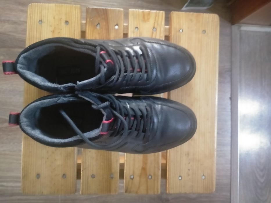 Ботинки на мальчика