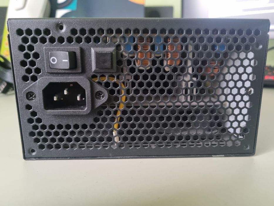 Sursă Aerocool Lux RGB 750W