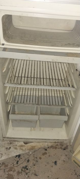 Холодильник совдепски