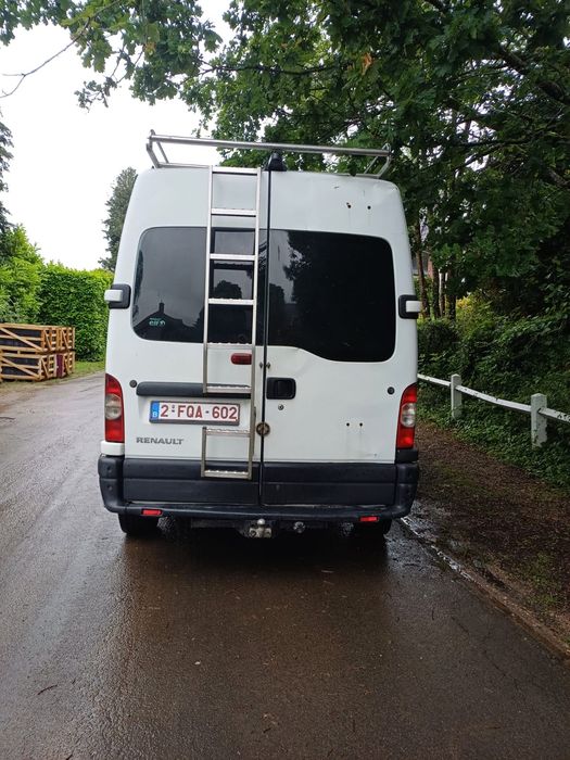 Vând Renault master 2010