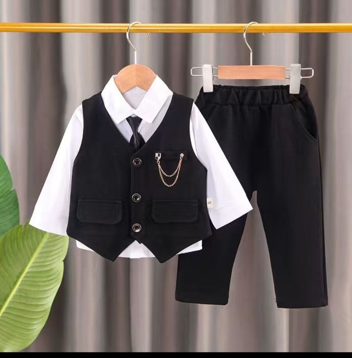 Детский костюм..